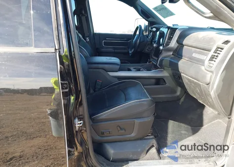 2022 Ram 2500 Limited 4X4 6'4 Box z USA, uszkodzony, nr VIN 3C6UR5SL8NG164327